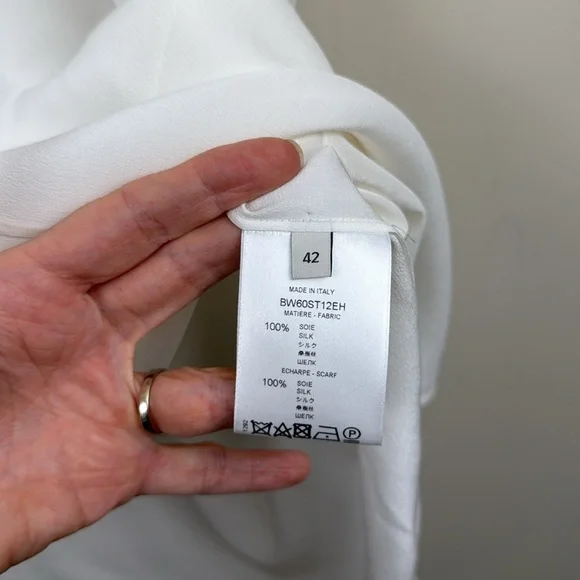 GIVENCHY white silk logo scarf collared sleeveless blouse fr 42 /USA 10 - Picture 11 of 16